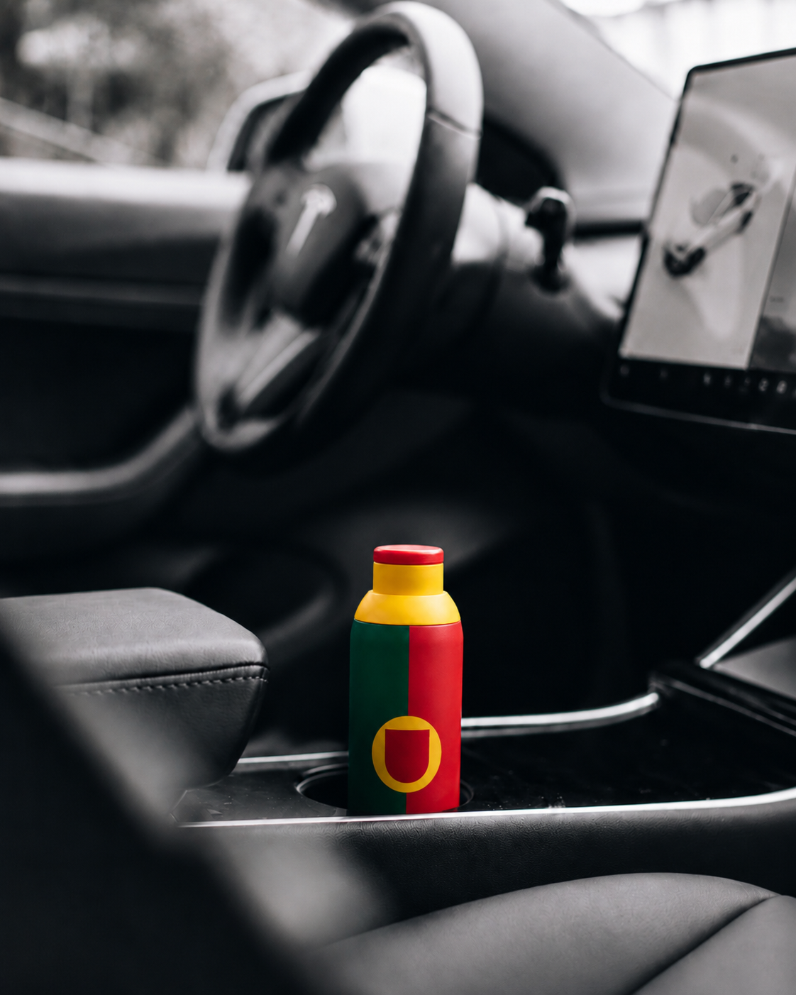 Metly Portugal Edition - 500ml Double Walled Water Bottle — Fuel Your Passion for the Beautiful Game